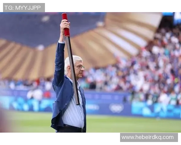 温格回应球迷批评：需要时间来构建完美球队